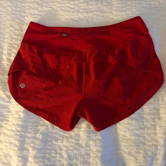 Lululemon Speed Up Shorts - Picture 2 of 4